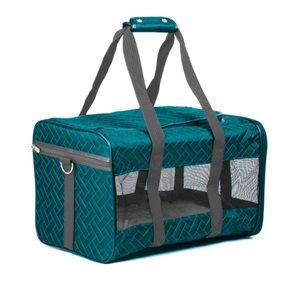 Sherpa Original Deluxe Pet Carrier